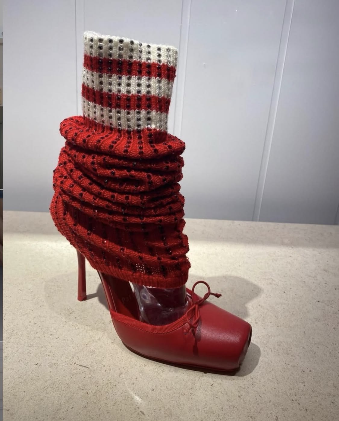 버터플라이-콘트 스퀘어 토 니하이 여성 샌들 양말 부츠 - Sock Boot Women 리뷰 및 가격